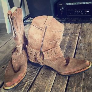 Leather suede cowgirl boots.